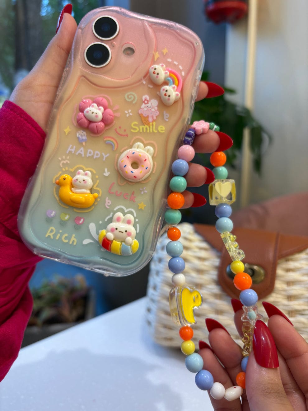 Curvy Edge Clear Case with Charm For iPhone